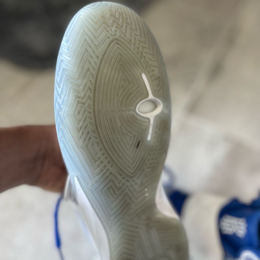 Kyrie Flytrap 3 - White Varsity Royals - image 4